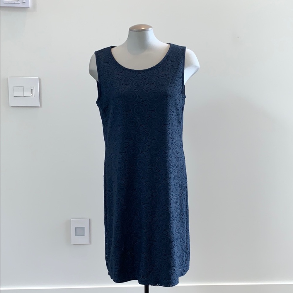 Chic Navy Sleeveless Midi Dress